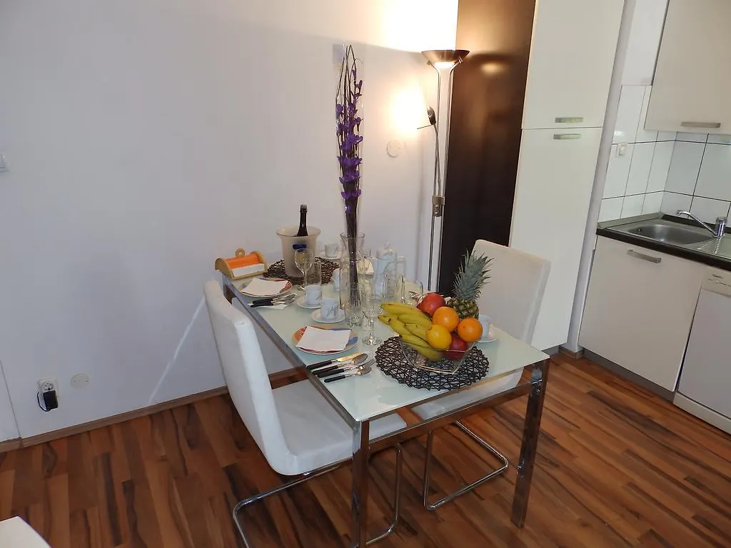 Apartment Davor Spalato 0*,