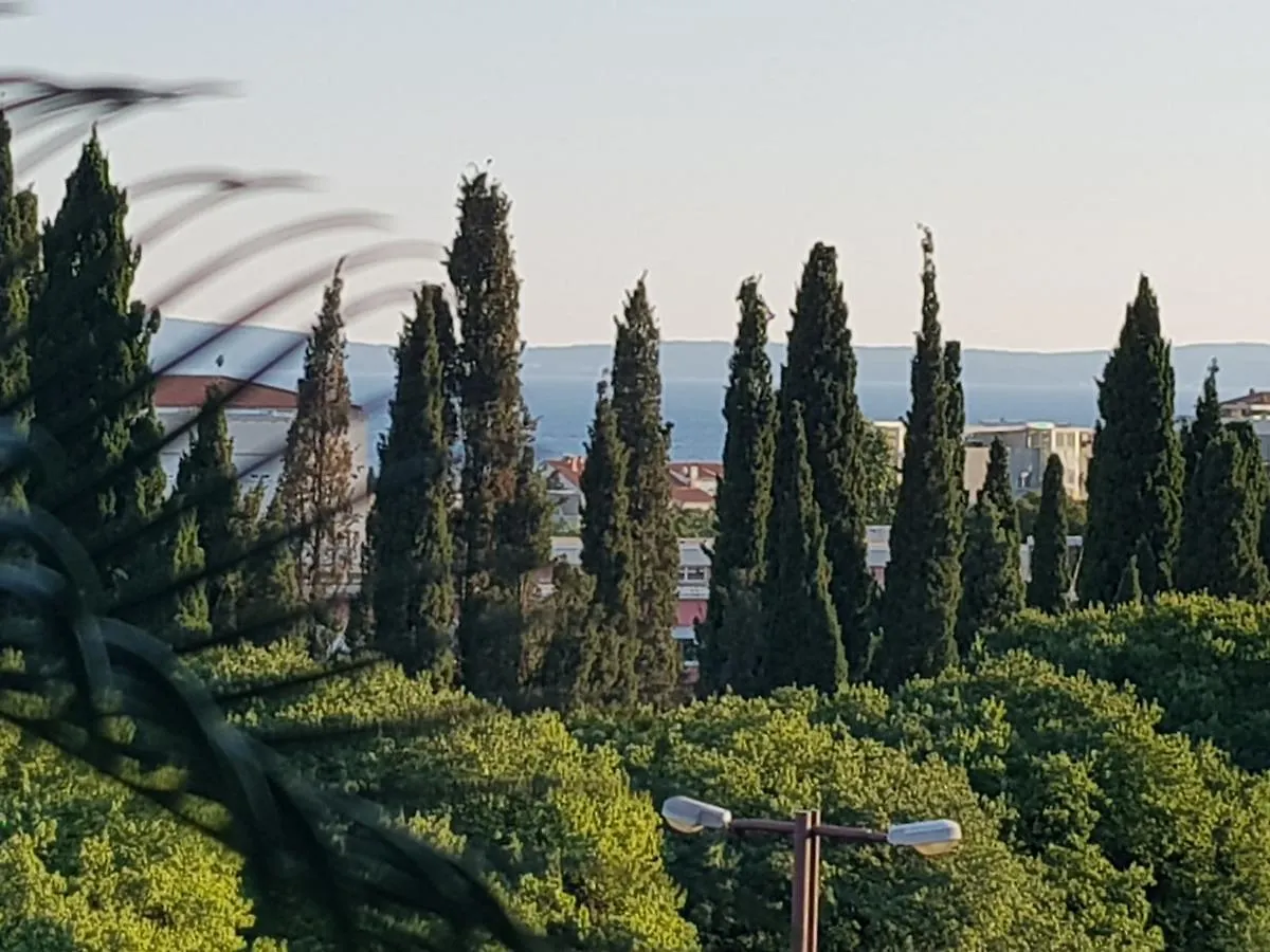 Apartment Davor Split